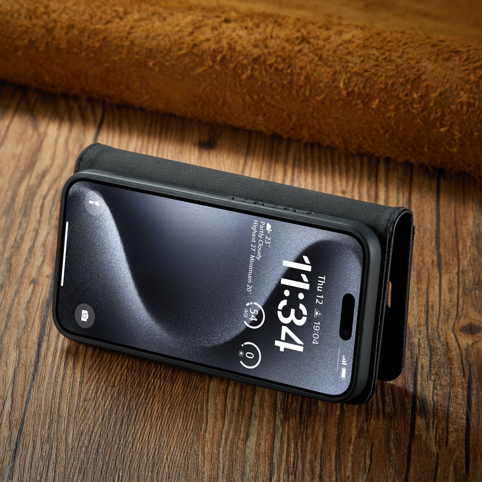 Wallet-style magnetic case for iPhone 16/15/14 Pro Max