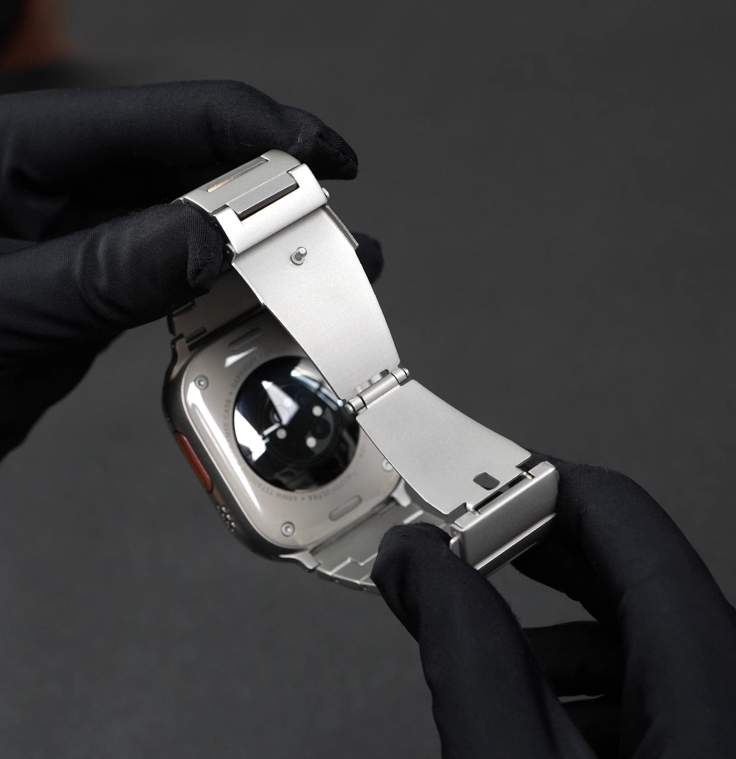 BG Titanium Band for Apple Watch