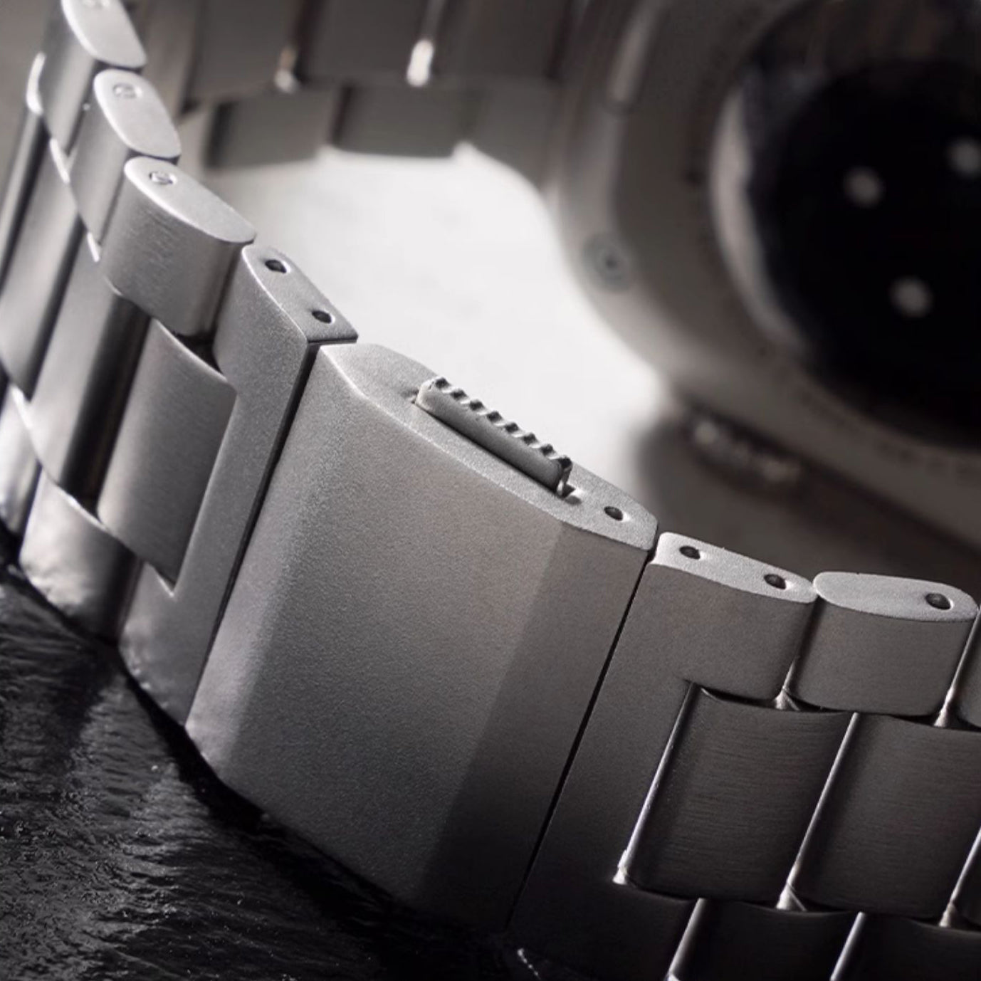 Luxury Edition-Magnetic Band For Apple Watch