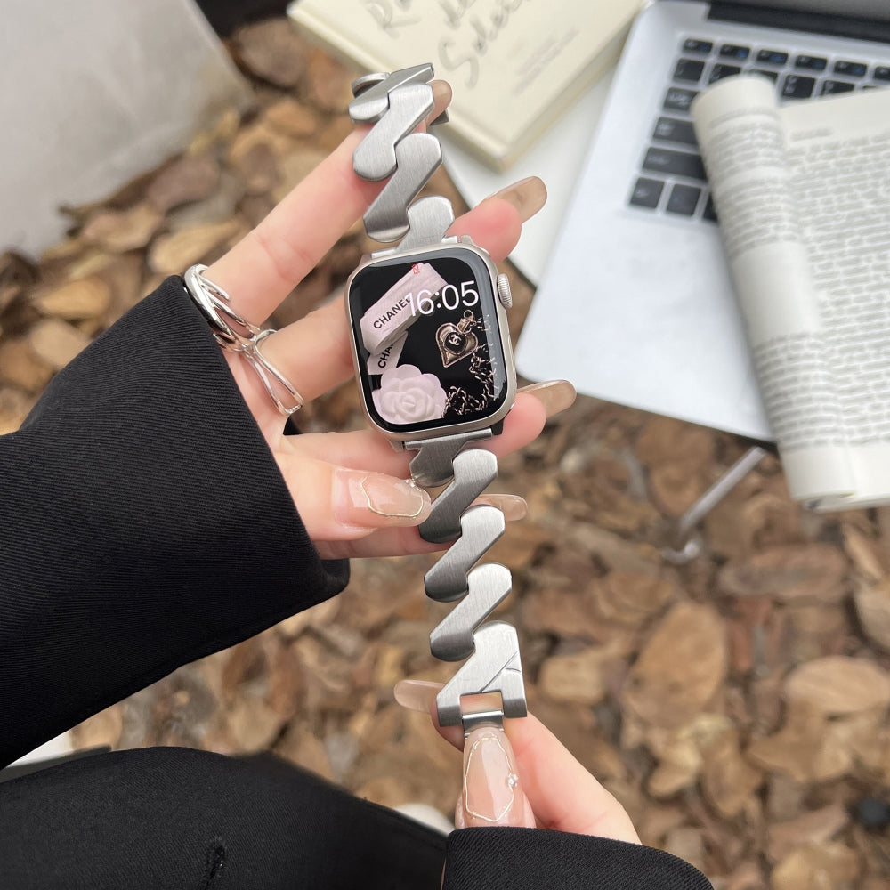 Mobius Metal Bracelet For Apple Watch