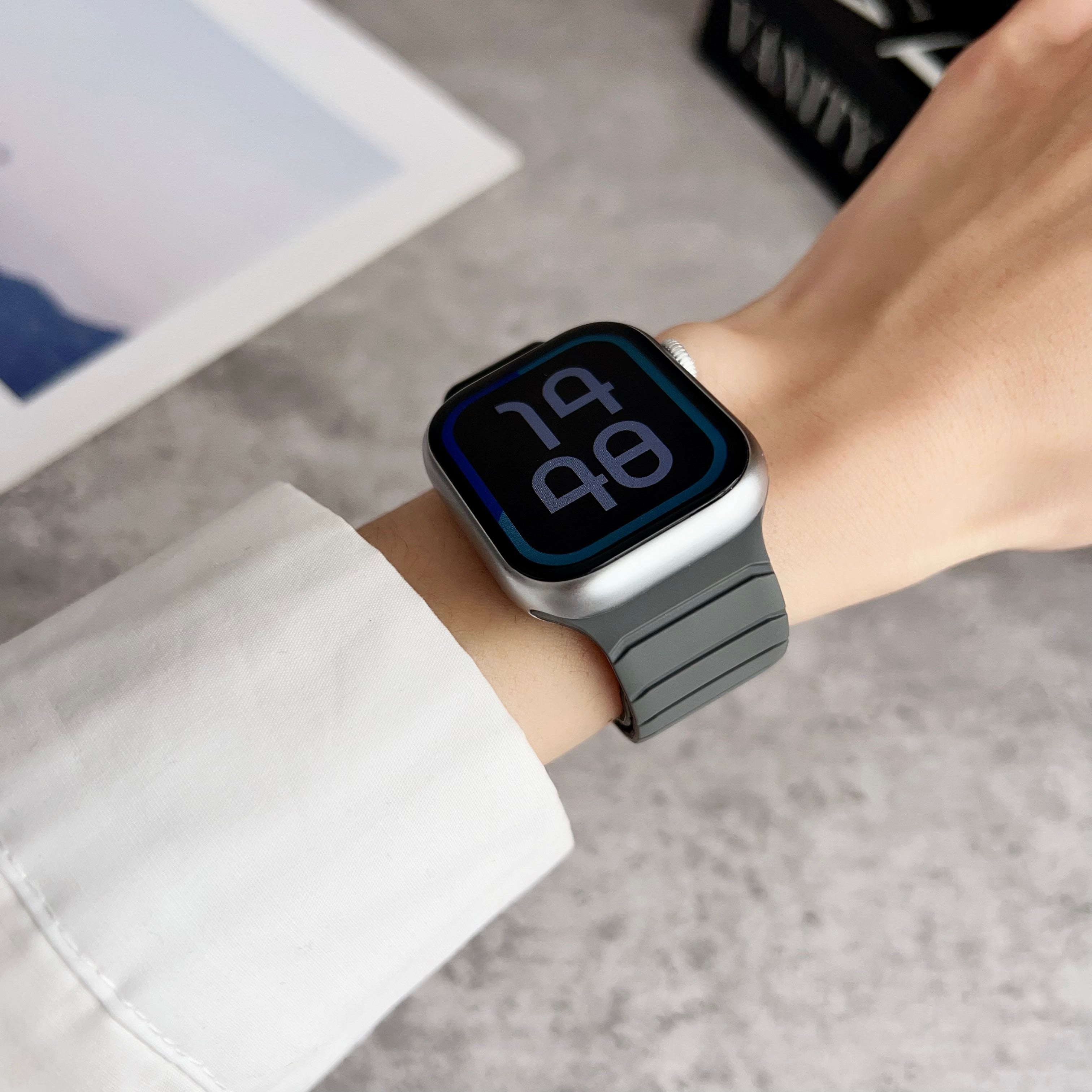 Tire tread magnetic strap for Apple Watch