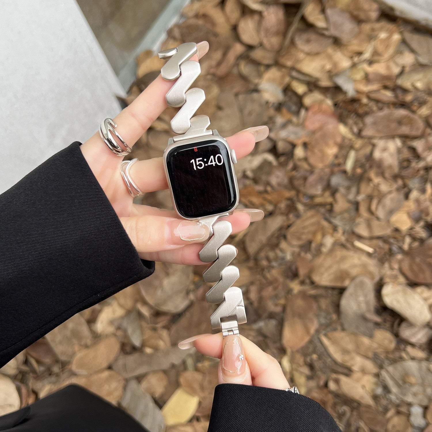 Mobius Metal Bracelet For Apple Watch