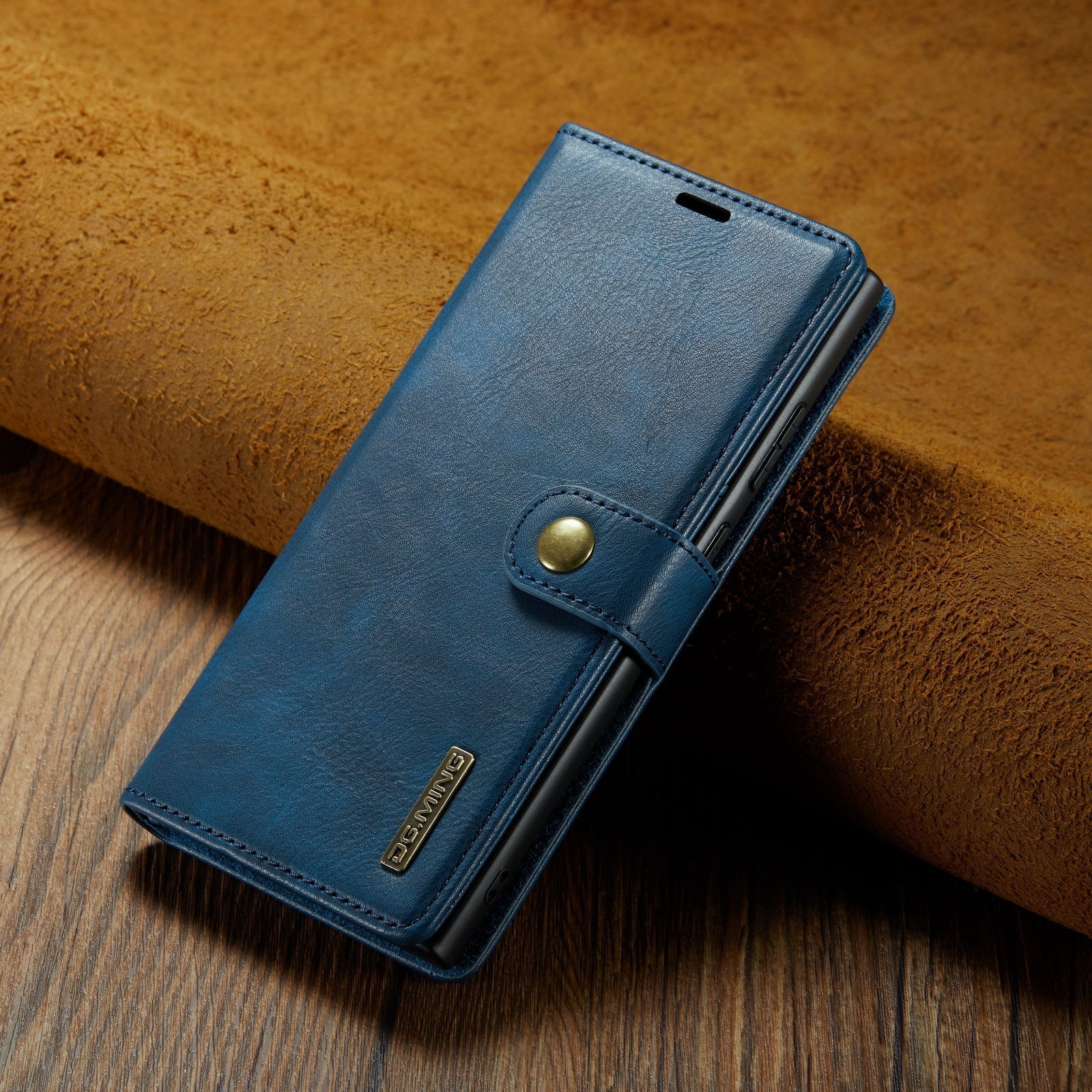 Wallet-style magnetic case for Samsung Galaxy S25/S24/S23 Ultra